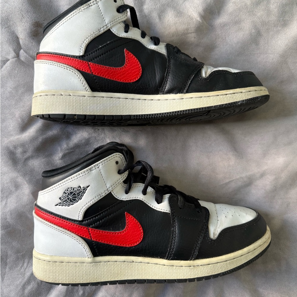 Nike Kids Black, White, and Red Sneakers
